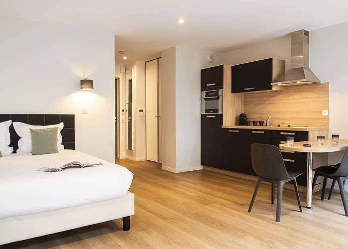 Les Maisons D'eugene - Centre Historique הונפלר